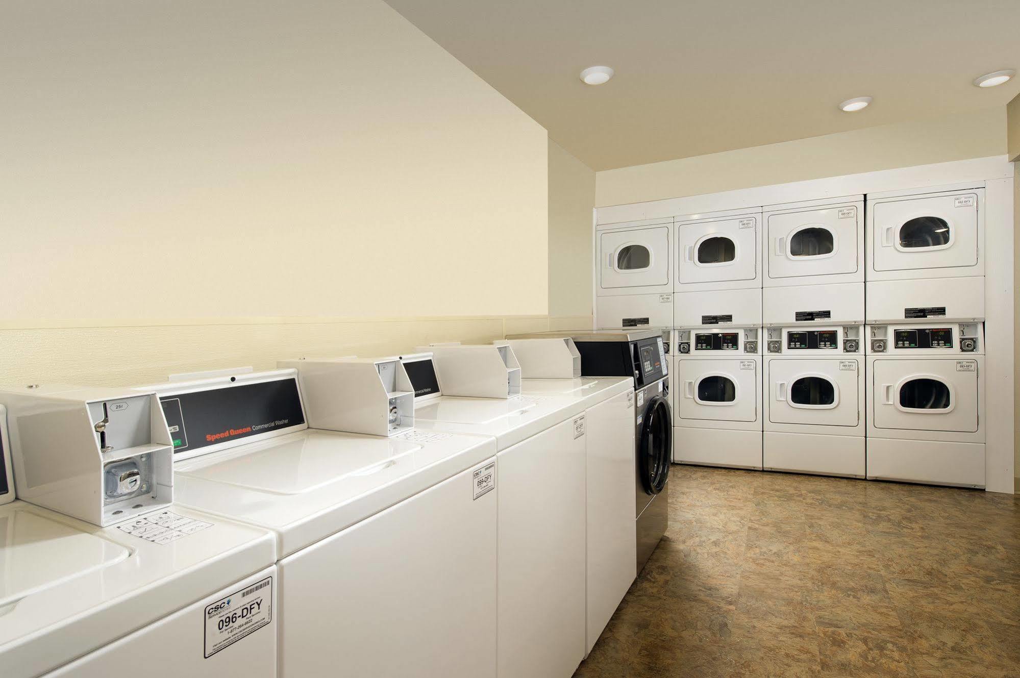 Extended Stay America Select Suites - Omaha - Southwest La Vista Buitenkant foto